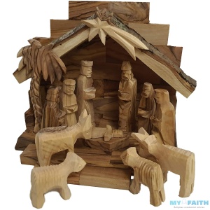 Nativity Scene Christmas Story Set from The Holy Land – 4.5″ Stable with 2.75″ Figurines